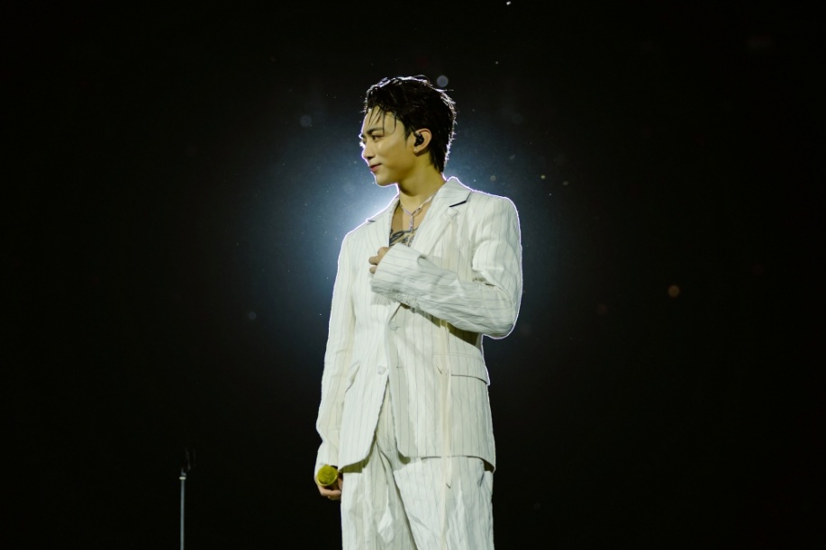 SOOBIN vừa công bố dự án điện ảnh được thực hiện từ chuỗi 3 đêm concert đã thu hút hơn 40.000 khán giả.