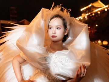 Khi cánh cò, hoa sen và rồng Việt bước lên sàn diễn giữa lòng cố đô