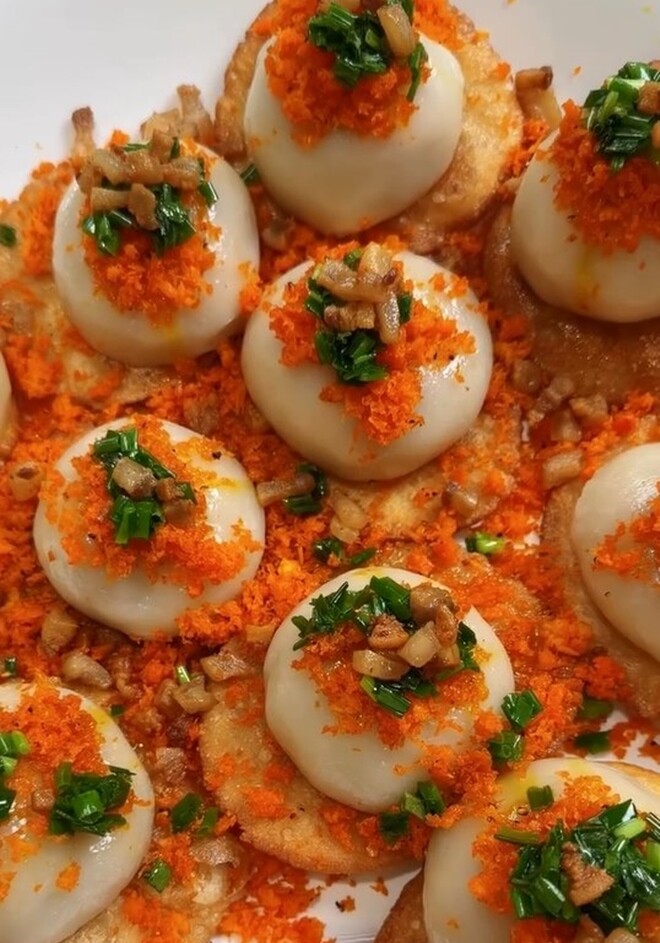 Chồng nhiếp ảnh gia hơn 17 tuổi của Khánh Vân làm bánh ngon chấn động, vợ ăn sạch và chấm ngay amp;#34;1 tỷ điểmamp;#34; - 18