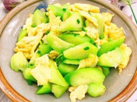 Mướp rẻ mà cực bổ nhưng kỵ với 3 thứ này, biết rồi hạn chế nấu chung
