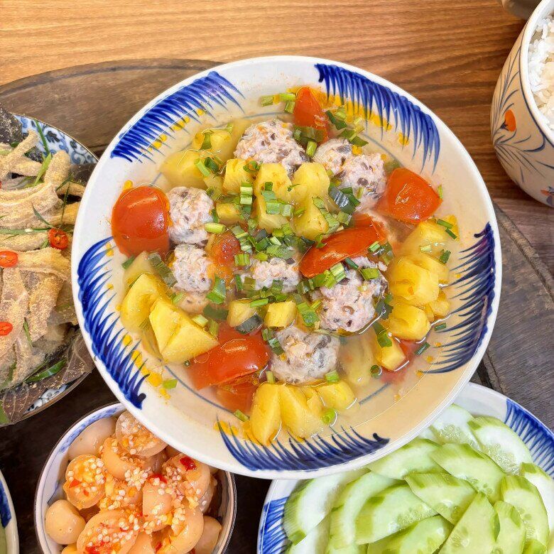 Gợi ý 5 món canh chua nấu dứa siêu ngon, đơn giản lại nấu nhanh, giúp giải ngán cho bữa cơm mùa hè - 4