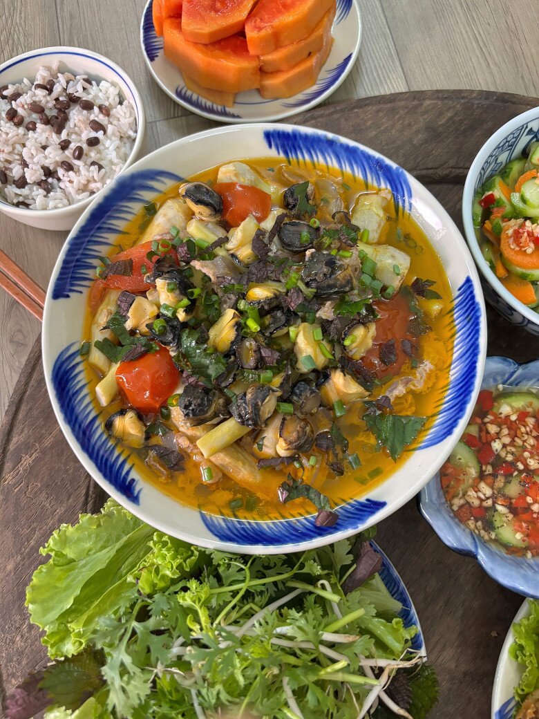 Hôm nay nấu gì: Cơm nhà buổi tối đơn giản mà ngon - 5