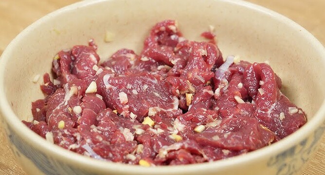 Loại rau ít người chưa biết ăn nhưng vừa ngon lại bổ, nhiều nơi bán 35.000 đồng/kg, đem xào thịt bò vừa giòn lại ngọt rất đã miệng - 3