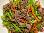 Bếp Eva - Xào thịt bò hay bị dai, lúc ướp nhớ cho những thứ này, thịt mềm dễ ăn, già trẻ đều mê tít