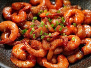 Bếp Eva - Rang tôm, nhiều người hay nước này làm tôm lên màu không đẹp lại mềm ỉu, biết rồi mọi người nhớ tránh nhé!