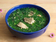 Cây này chỉ ăn lá, vitamin C gấp rất nhiều lần rau thường, nấu canh hay luộc đều ngon, được ưa chuộng vào mùa hè