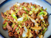 Bếp Eva - Loại rau bình dân rẻ tiền nhưng lại là "vũ khí" giảm cân của chị em, đem xào với thịt nạc cực đưa cơm