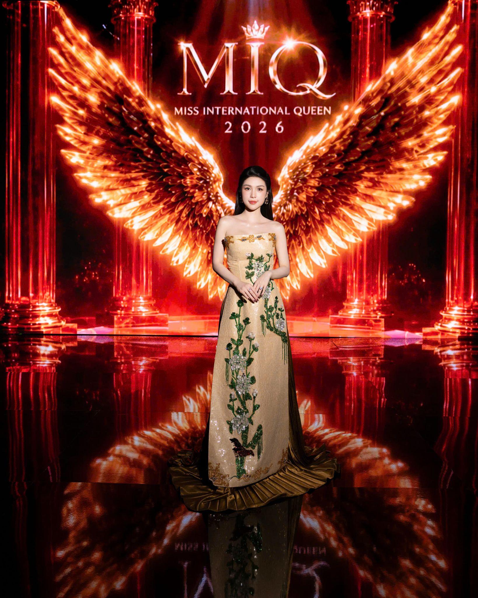 Một trong những điểm nổi bật giúp CEO Lâm Ngân ghi dấu ấn tại chương trình chính là khả năng làm việc trong môi trường quốc tế.