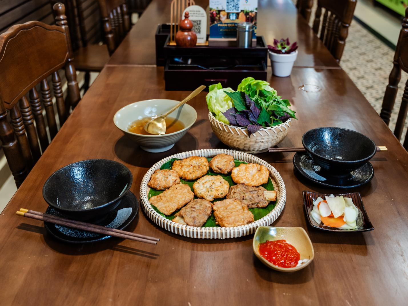 Mẹt các loại Chả