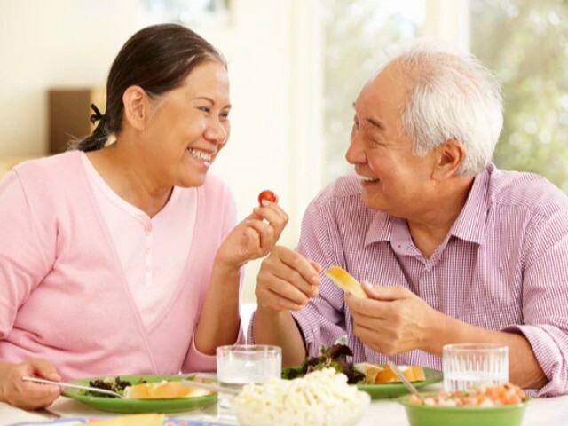Ăn sáng theo cách này, người mắc tiểu đường có thể kiểm soát đường huyết tốt hơn mà không cần bỏ hẳn tinh bột