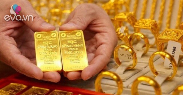 Giá vàng hôm nay 28/8: Tiếp tục tăng nhẹ