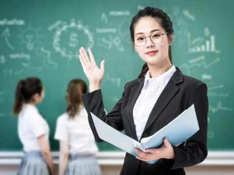 5 nghề HOT dành cho người giỏi ngoại ngữ, không cần bằng đại học, thu nhập 8 con số nằm trong tầm tay