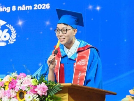 Thủ khoa trường Y giành học bổng tiến sĩ tại Nhật Bản trước khi tốt nghiệp