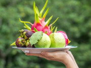 Tin tức - Thời điểm nên thụ lộc sau thắp hương và cách đặt đĩa trái cây chuẩn trên bàn thờ