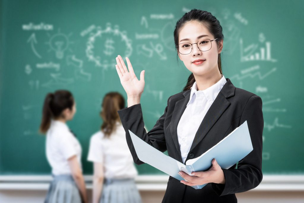 Giáo viên ngoại ngữ hiện là nghề đang rất có “giá” trên thị trường lao động