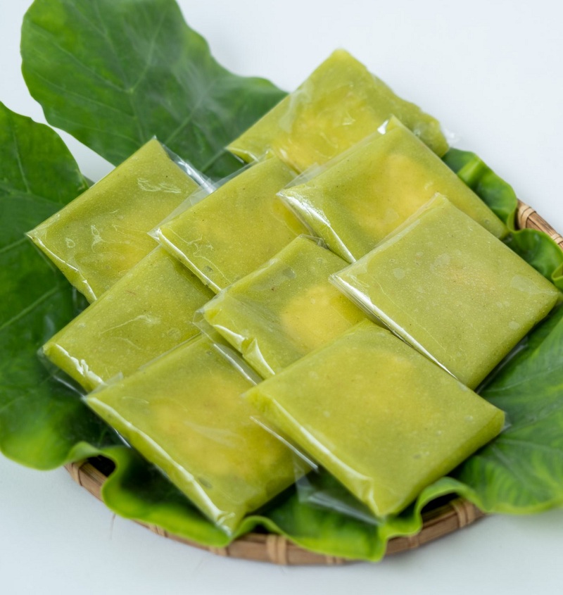 Bánh cốm mua về làm quà
