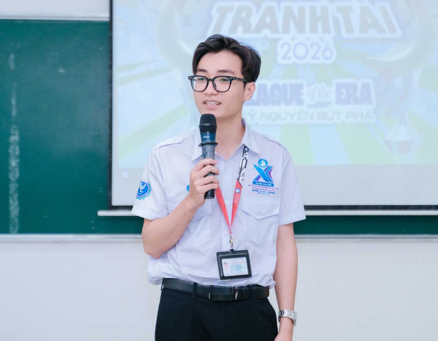 Nam sinh tràn đầy năng lượng và nhiệt huyết tuổi trẻ