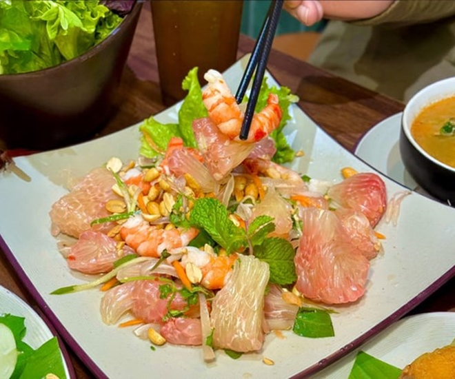 Món gỏi bưởi thanh mát, giải ngấy cực tốt