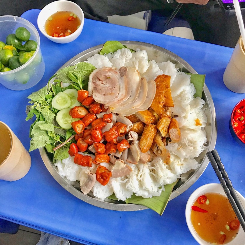 Nhất định phải nếm thử bún đậu Hà Nội