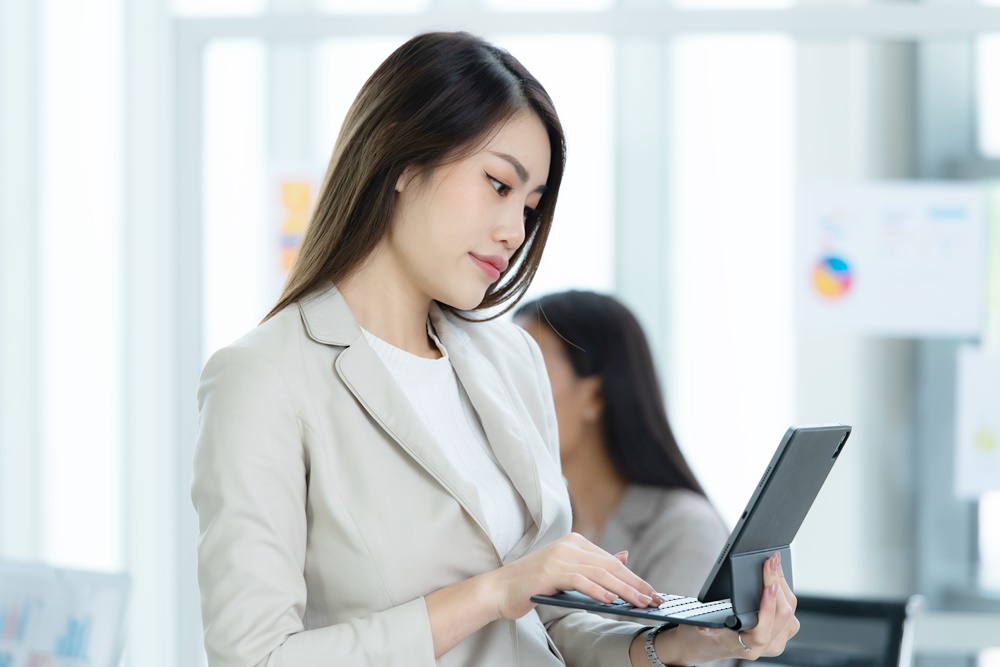 Công việc này đòi hỏi nhân sự không ngừng nâng cao trình độ chuyên môn
