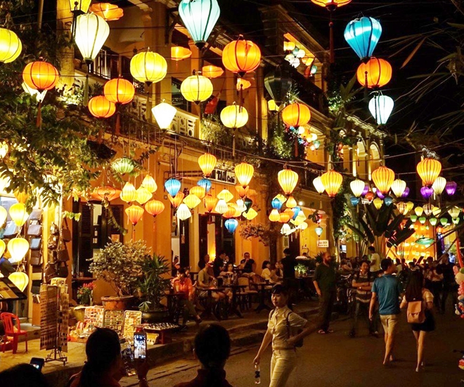 Phố Cổ Hội An Càng Về Đêm Càng Đẹp