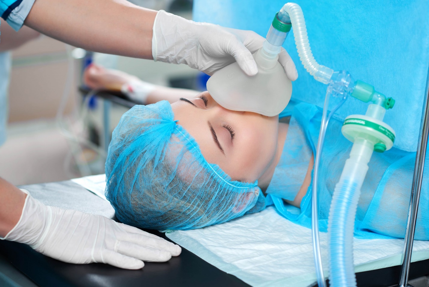 Công việc “thầm lặng” của các bác sĩ gây mê hồi sức