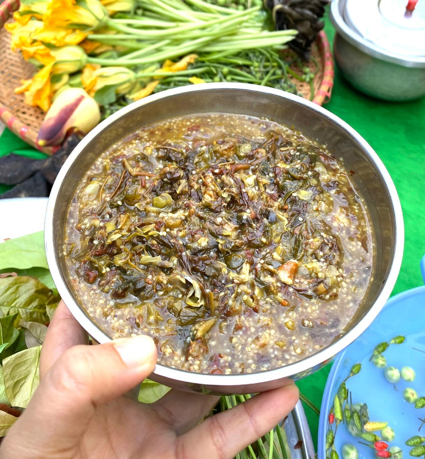 Món canh thụt độc lạ ở vùng núi rừng Nam Trung Bộ và Tây Nguyên 