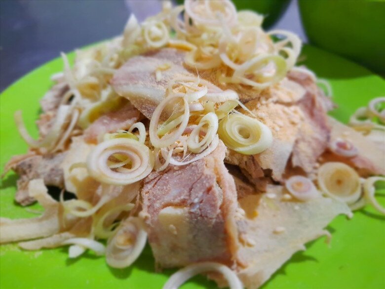 Món bì bò đặc sản
