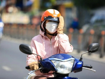Hà Nội và miền Bắc nắng nóng mạnh ban ngày, chiều tối lại thay đổi đột ngột hình thái thời tiết