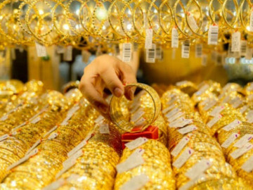 Giá vàng hôm nay 31/7: Vượt ngưỡng 4.100 USD/ounce