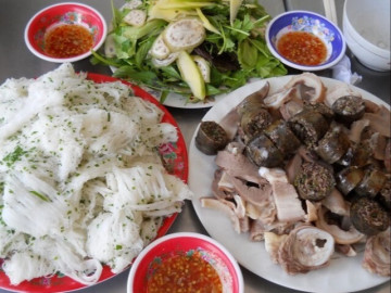 Ở vùng biển Gia Lai có món ăn sáng vừa lạ vừa quen, lưu ngay 5 địa chỉ uy tín lúc nào cũng đông khách