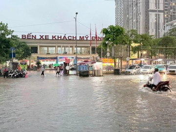 Hình ảnh các tuyến phố Hà Nội ngập nặng đúng giờ tan tầm