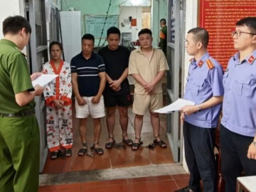 Khởi tố 6 người hành hung tài xế taxi ở Quảng Ninh