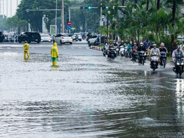 Hà Nội nói gì về tình trạng úng ngập ngày 17/9?