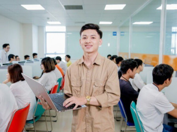 Sinh viên được hưởng học bổng hỗ trợ trong thời gian bao lâu?