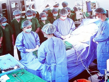 Xúc động: Nhân viên y tế BVĐK Xanh Pôn chết não, gia đình đồng ý hiến tạng cứu người
