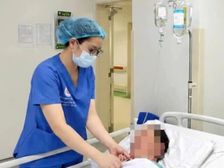 Cấp cứu sau khi uống mật cá trắm cùng rượu để bổ gan