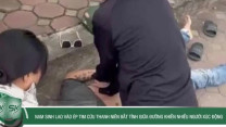 Nam sinh lao vào ép tim cứu thanh niên bất tỉnh giữa đường khiến nhiều người xúc động