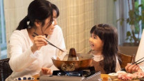 Nhìn cách xử lý hoá đơn sau bữa ăn sẽ tiết lộ EQ của một người