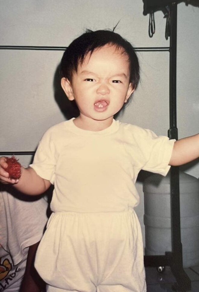 Kaity Nguyễn tinh nghịch hồi nhỏ.