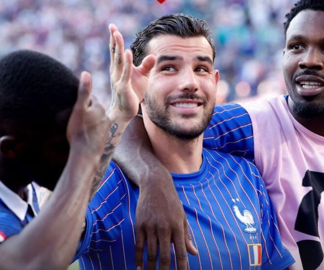 Theo Hernandez là hậu vệ cánh trái trụ cột của đội tuyển quốc gia Pháp.