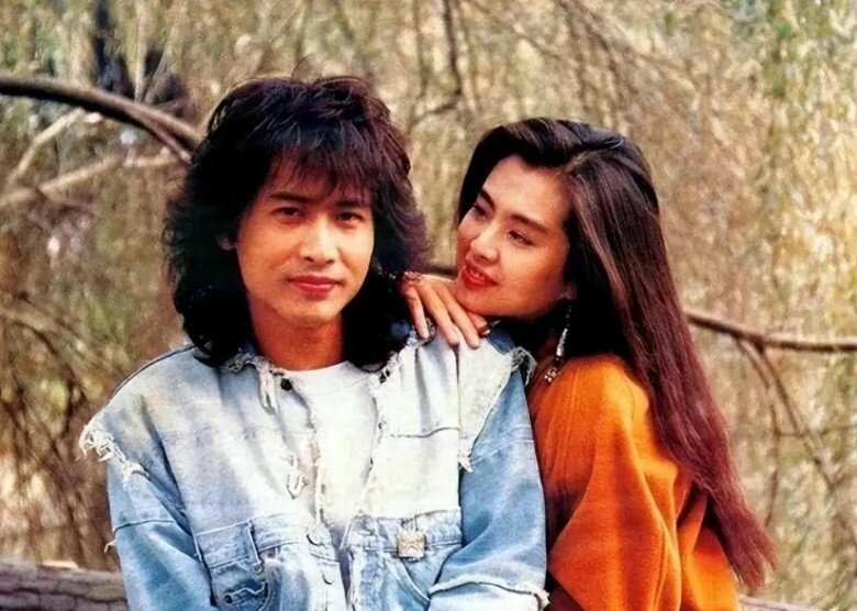 Đến năm 2002, Vương Tổ Hiền mới biết chuyện Tề Tần có con riêng.