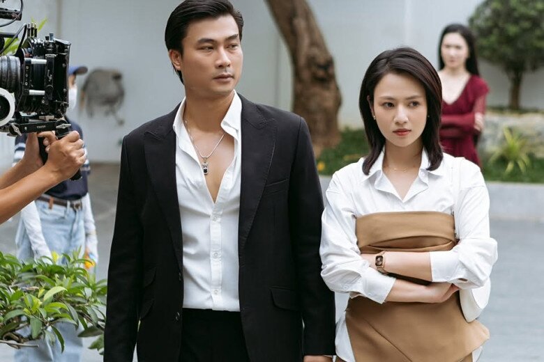 Nhân vật Mai - do Việt Hoa đóng - cũng bị “nhiễm” từ “Enter” của Cương.