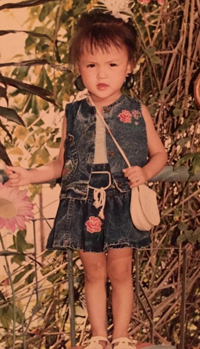 Cô bé Hà Nội mắt to, mặt bầu bĩnh lớn lên đi thi Hoa hậu Việt Nam, nay là amp;#34;bà trùm khét tiếngamp;#34; trên VTV - 3