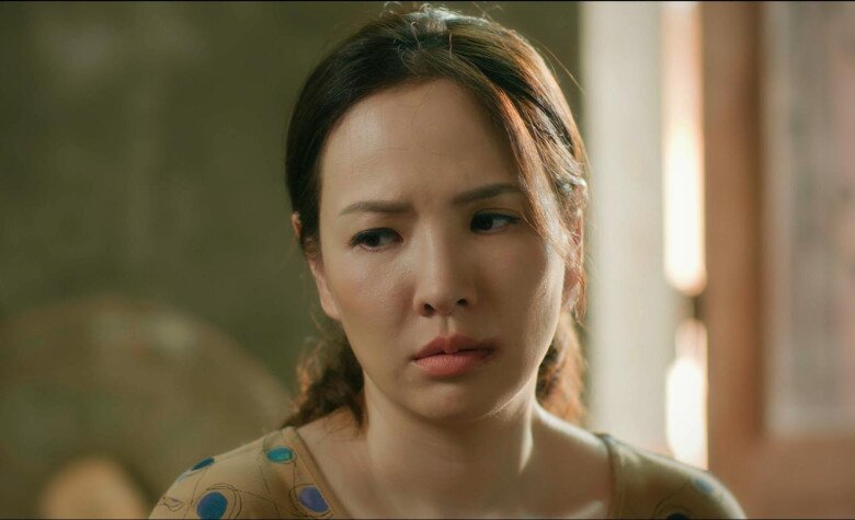 Tạo hình của Đan Lê trong phim Đội Bóng Nữ Làng Xuân.