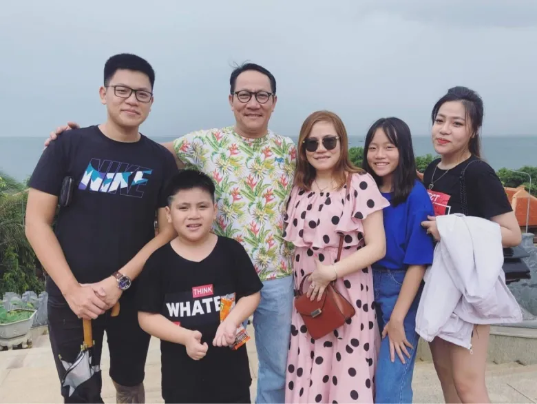 Vợ chồng NSƯT Hoàng Hải có với nhau 4 người con.