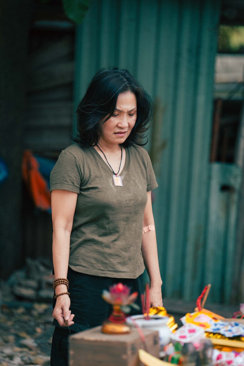Tạo hình của Hồng Đào trong phim Lên Hương.