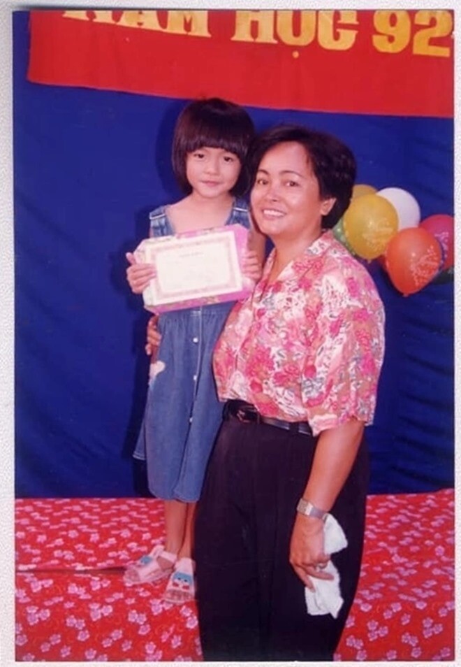 Bà đã gác lại hào quang để mưu sinh.