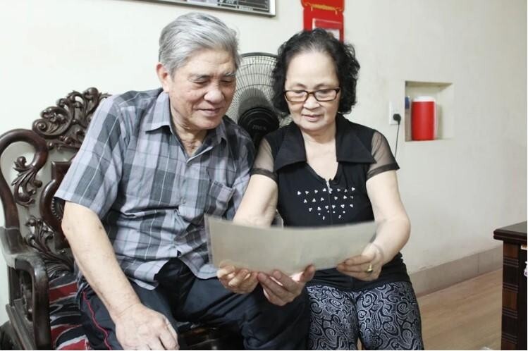 NSƯT Hồ Tháp và vợ.