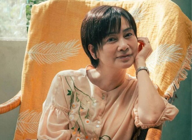 NSƯT Tuyết Thu đã để lại dấu ấn vô cùng sâu đậm với vai chính - bà Lan trong Lên Hương. 